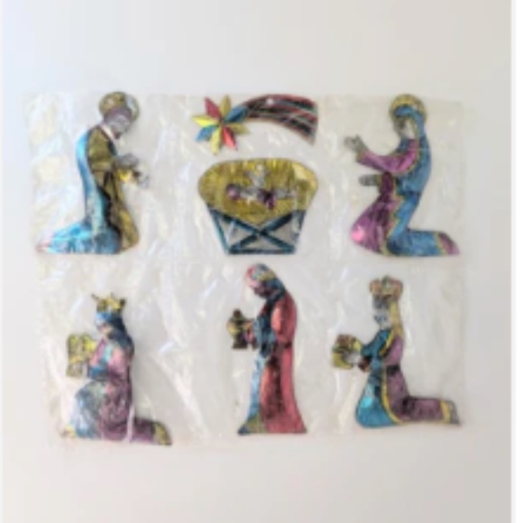 NIP VINTAGE Mexican Hand-Painted Stamped Tin Folk Art Nativity Ornament Set - Picture 2 of 9